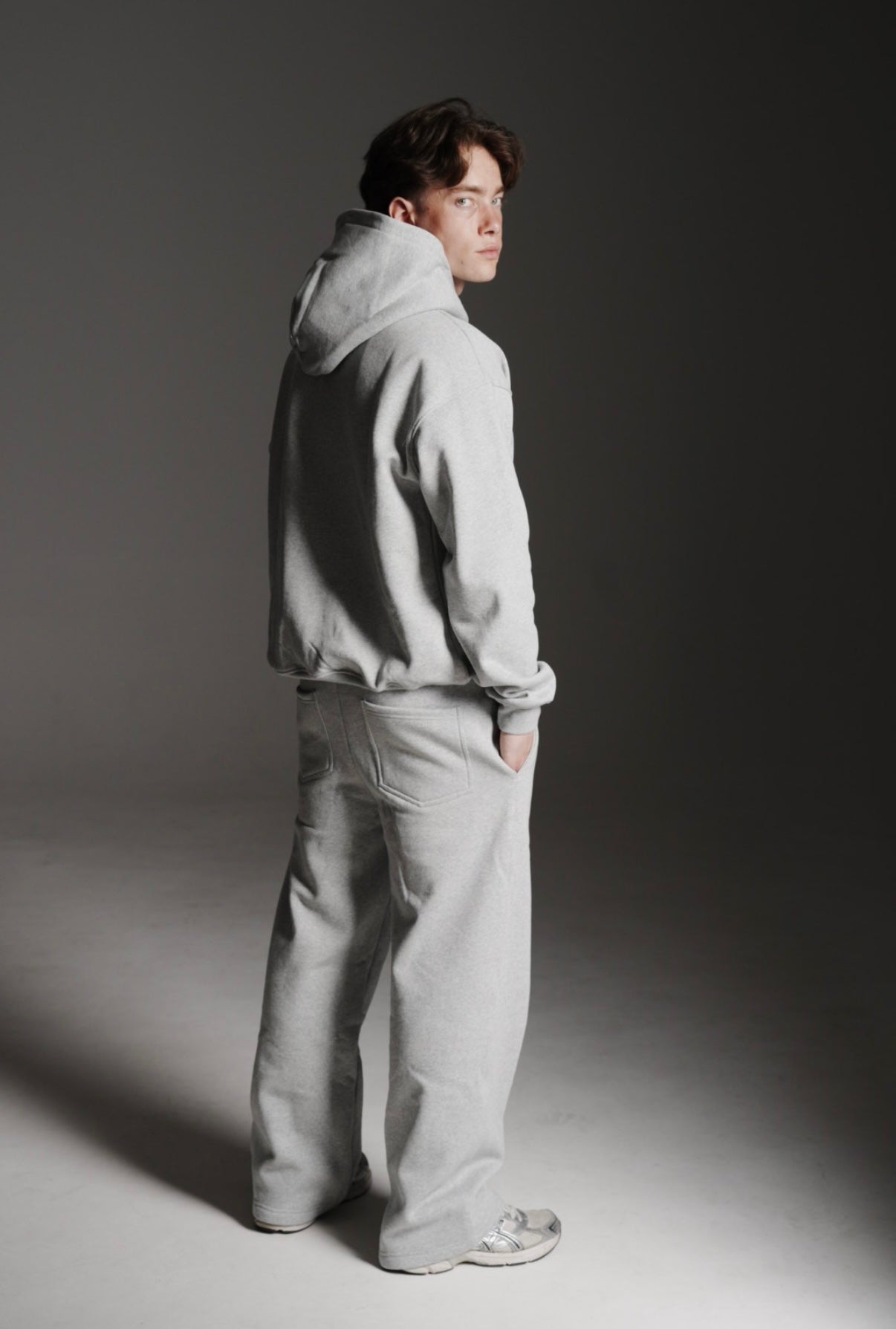 DREAM‘S GREY HOODIE