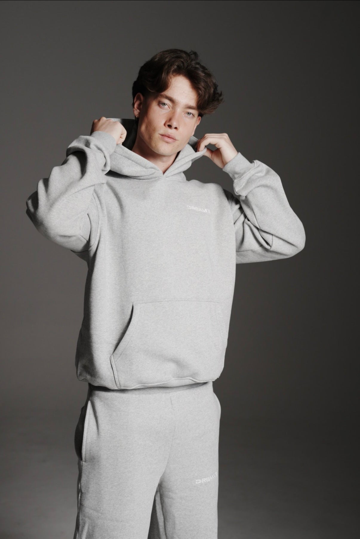 DREAM‘S GREY HOODIE